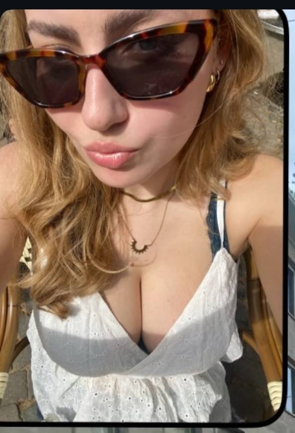 College slut Gf gets cumtribut with fleshlight and Ai Cumshot #IUEvFGTs
